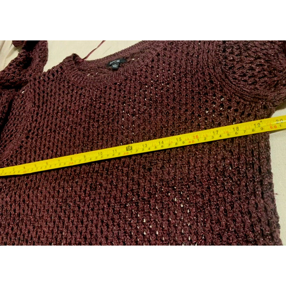 NWOT Apt 9 Sweater Womens Large L Burgundy Metallic Sparkle Pullover Sweater - Picture 7 of 9